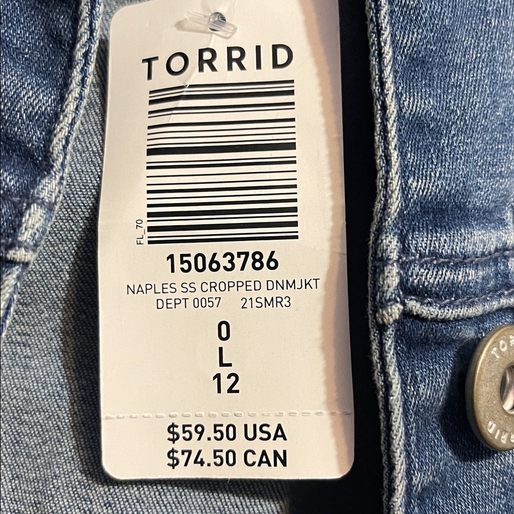 Torrid Naples cropped denim jacket - Picture 2 of 2
